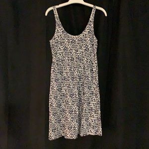 2/$14 💀 | H&M | Navy Blue/White Animal Print Dress